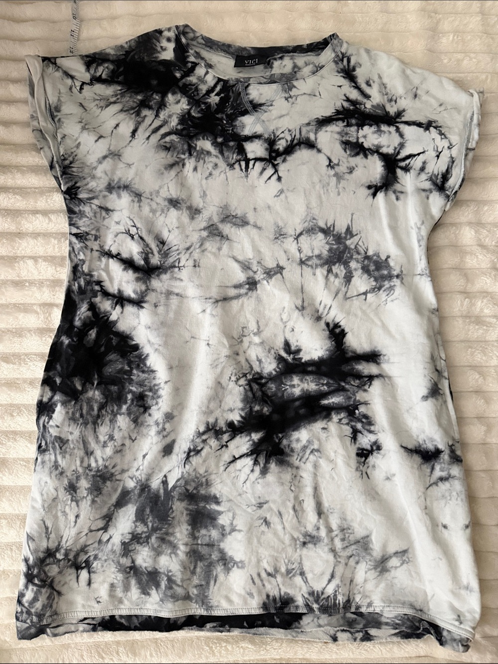 VICI Black & White Tie-Dye Cap Sleeve Tee